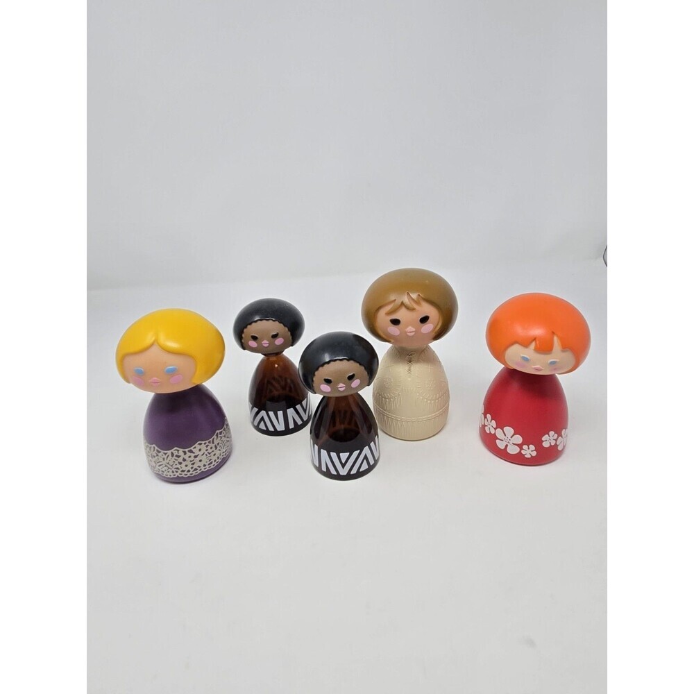 VINTAGE AVON SMALL WORLD COLLECTIBLE FRAGRANCE BOTTLES GIRLS EMPTY SET OF 5
